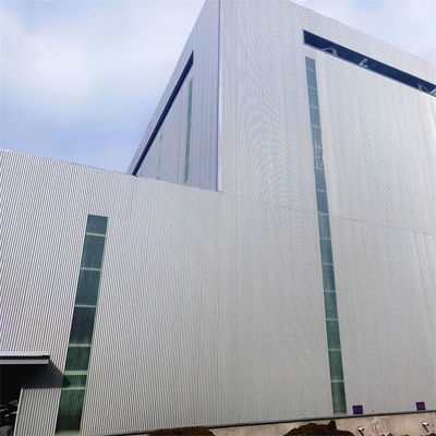 Prefabrik Çelik Yapı Garaj Atölyesi Endüstriyel Çerçeve Binası