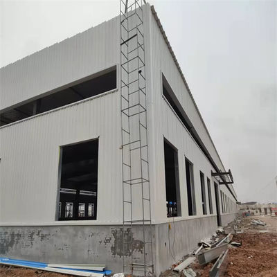 Galvanizli yüzey tedavisi ve malzemelerle özel çelik yapı atölyesi