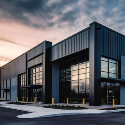 Oteller ve tatil merkezleri de dahil olmak üzere konaklama endüstrisi projeleri için uygun alüminyum pencereleri içeren modern çelik yapı