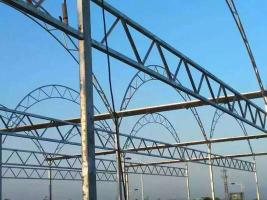 Sebzelerin olgunlaşmasını arttırmak ve hızlandırmak için kullanılan PE filmli sürekli uzatma sera